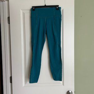 Teal Athleta Dry Fit Lightning 7/8 Leggings